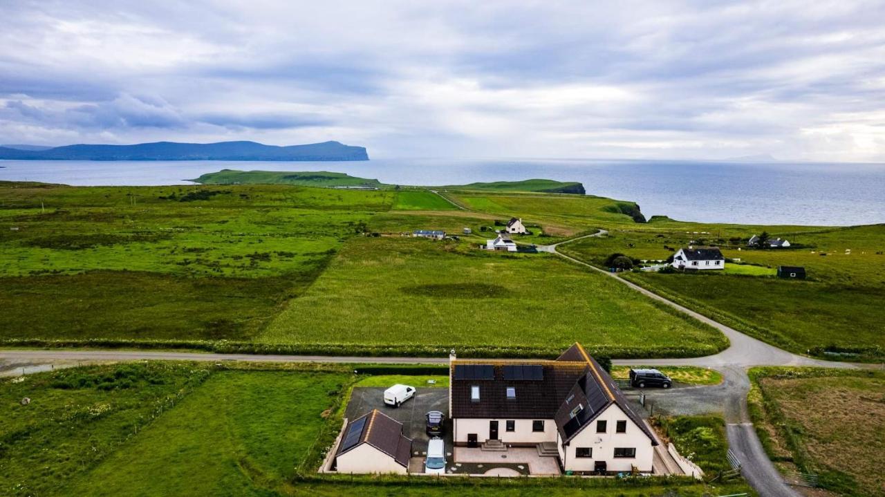 Trumpan Cottage Esterno foto